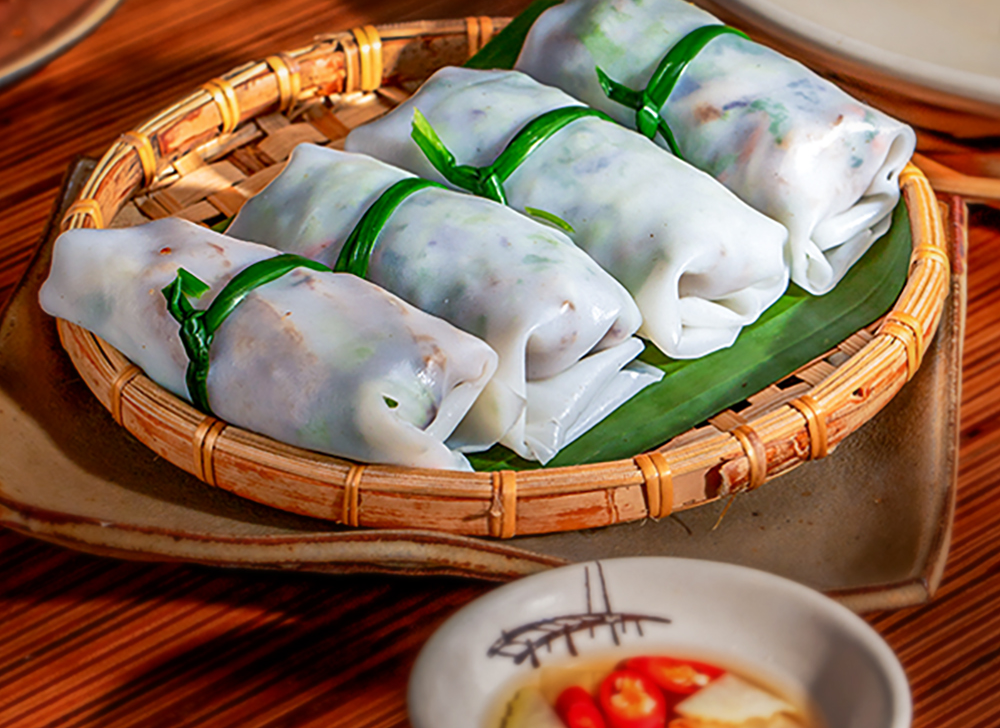 予約必至の人気レストラン「Cau Go」でご夕食